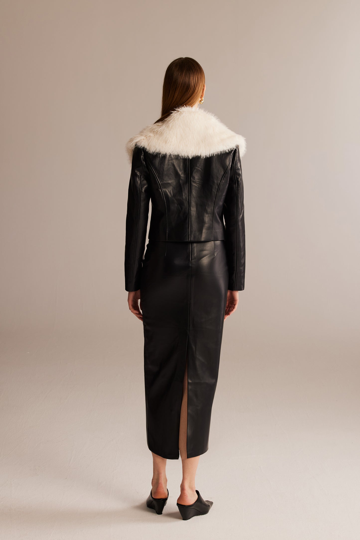 Black Faux Fur Collar Short Leather Coat