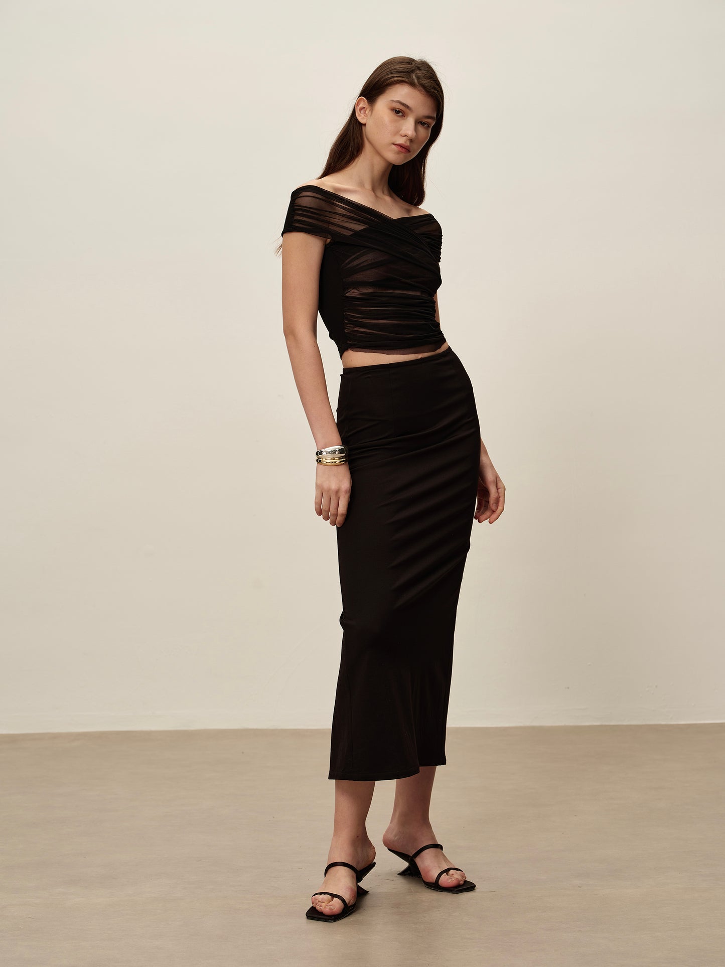 Black One Shoulder Pleated Mesh T-shirt