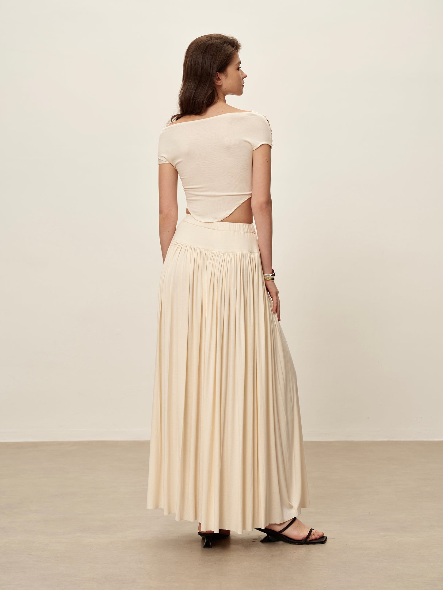 White Metal Ring Top