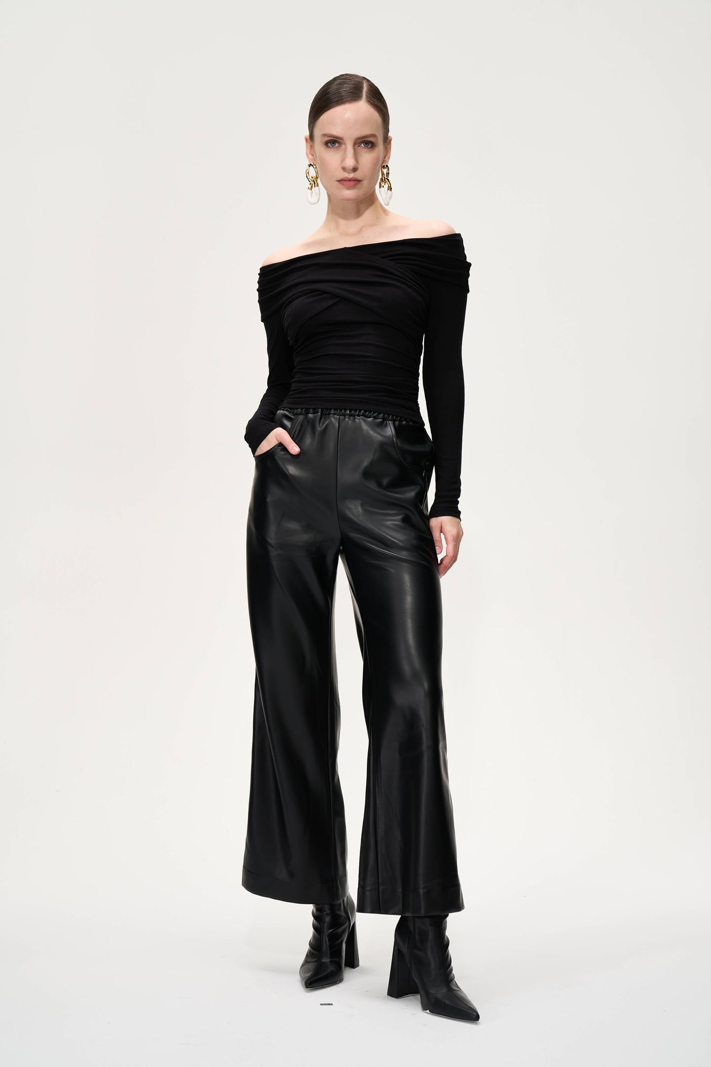 Elastic Straight-leg  Leather Pants