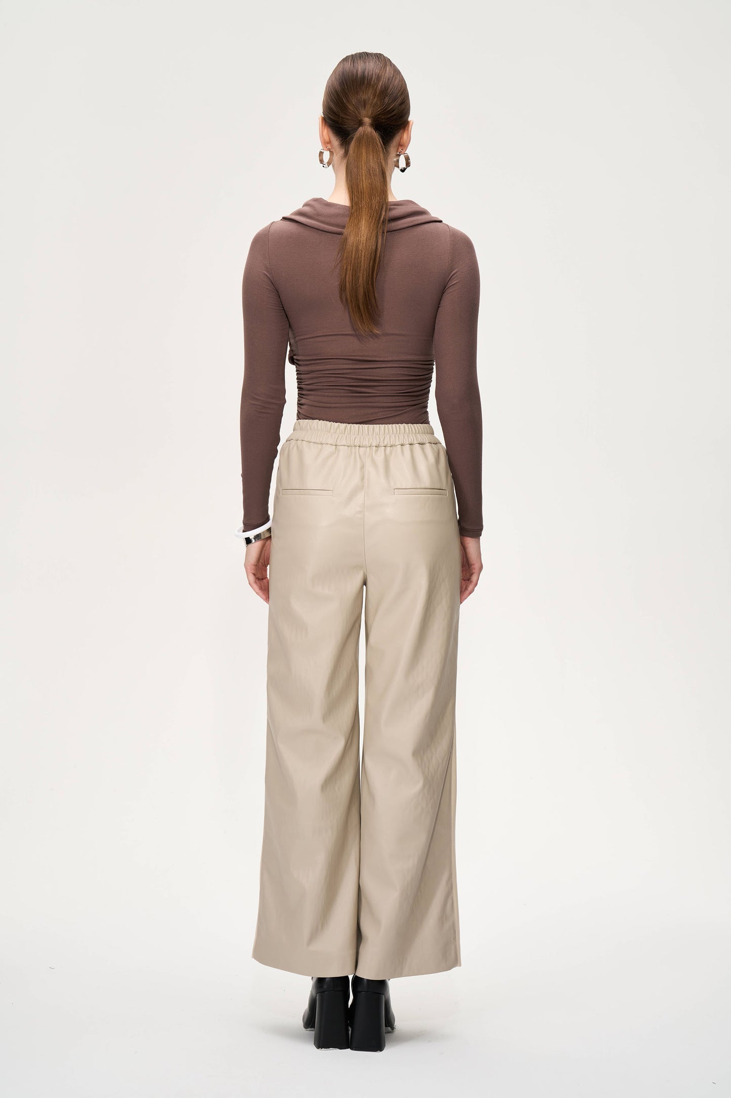 Elastic Straight-leg  Leather Pants