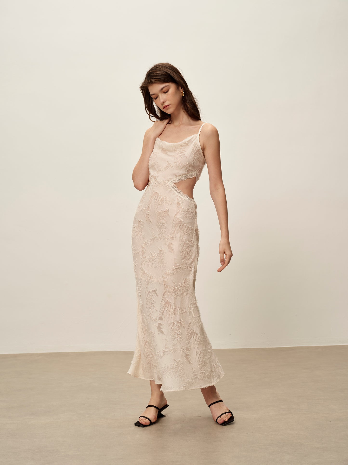 Lace Fringed Dress Cream